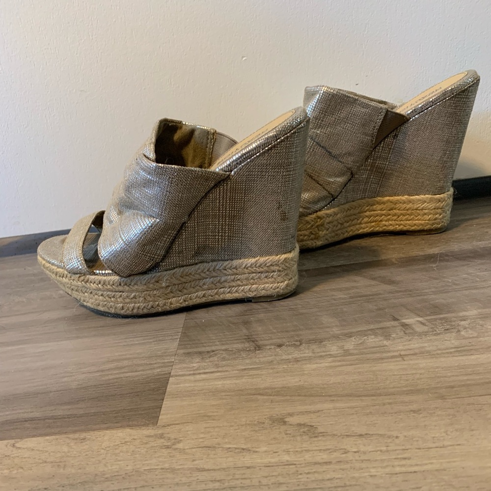 Kenneth Cole wedges. Size 7.